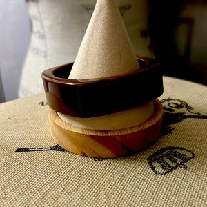 Brown colored dangle